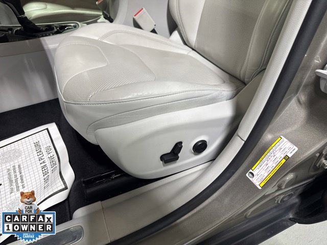 Used 2020 Jeep Cherokee Limited AWD/4WD image 18