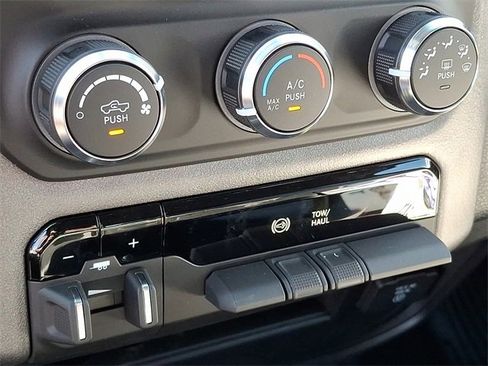 Used 2023 RAM 3500 Tradesman w/ Chrome Appearance Group image 11