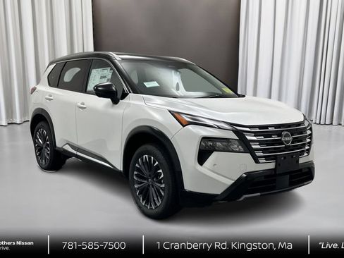 New 2026 Nissan Rogue Platinum AWD/4WD image 3