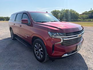 Used 2023 Chevrolet Suburban LT w/ LT Signature Plus Package AWD/4WD video 1