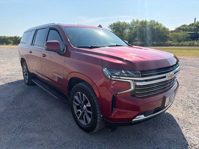 Used 2023 Chevrolet Suburban LT w/ LT Signature Plus Package