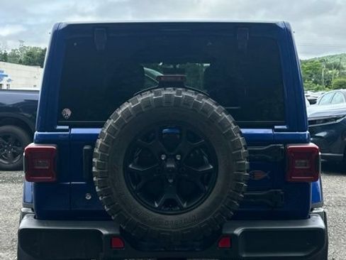 Used 2019 Jeep Wrangler Unlimited Sahara w/ Quick Order Package 24M Moab AWD/4WD image 3