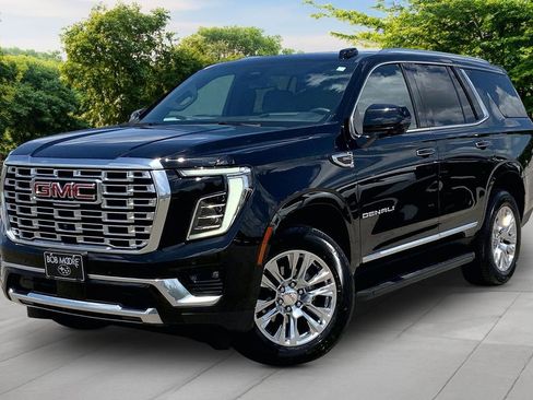 Used 2025 GMC Yukon Denali AWD/4WD image 1