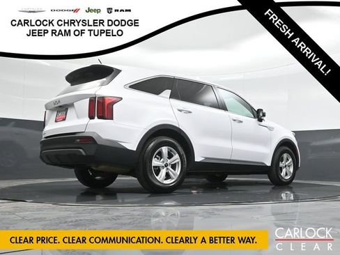 Used 2023 Kia Sorento LX image 66