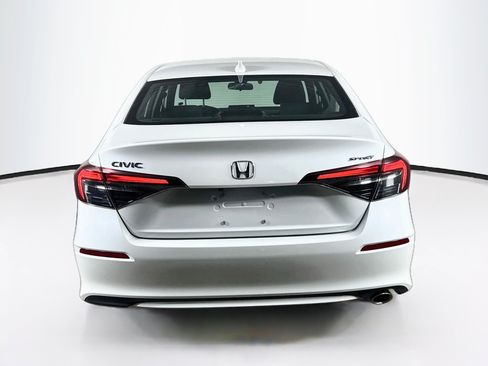 Used 2025 Honda Civic Sport image 29