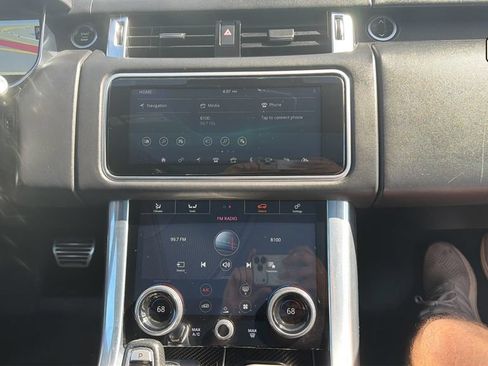 Used 2019 Land Rover Range Rover Sport SVR AWD/4WD image 18