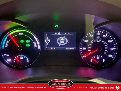 Used 2017 Kia Optima EX image 19