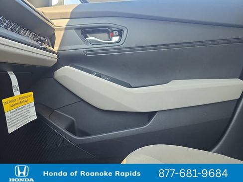 Used 2025 Honda Accord LX image 29