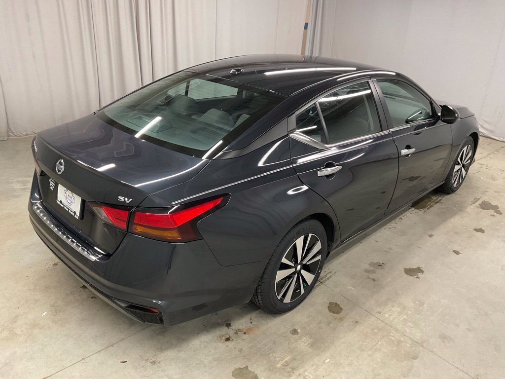 Used 2022 Nissan Altima 2.5 SV FWD image 13