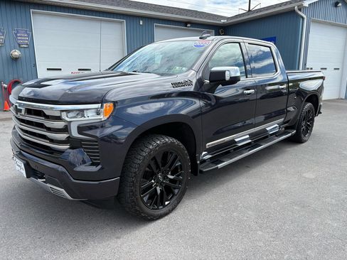 Used 2022 Chevrolet Silverado 1500 High Country w/ High Country Premium Package image 1