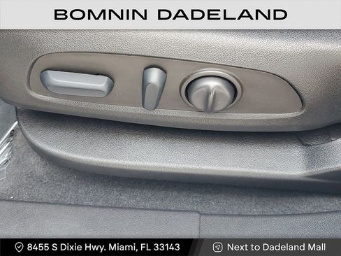 Used 2022 Chevrolet Blazer Premier image 19