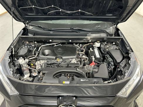 Used 2019 Toyota RAV4 XLE w/ Convenience Package AWD/4WD image 24