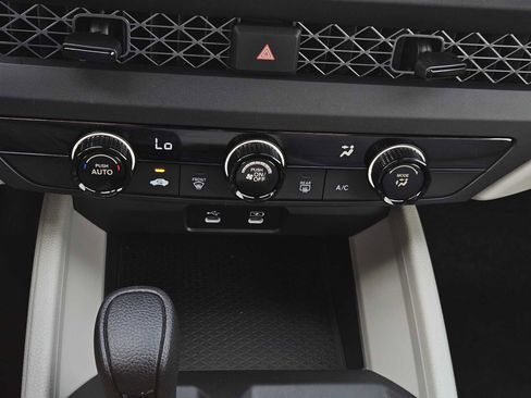 Certified 2025 Honda Accord LX image 18