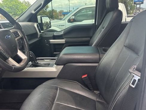 Used 2019 Ford F150 Lariat AWD/4WD image 9