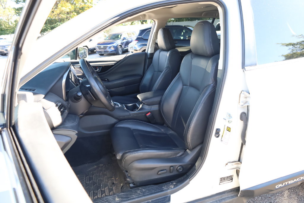 Used 2023 Subaru Outback Limited AWD/4WD image 7