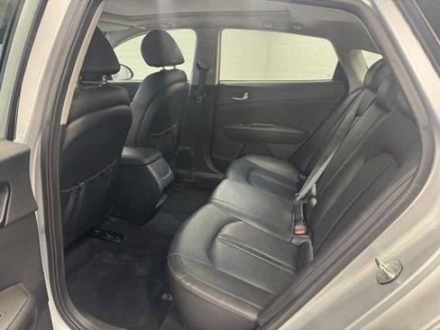 Used 2020 Kia Optima SE image 9