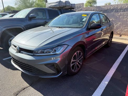 Used 2025 Volkswagen Jetta Sport FWD image 7