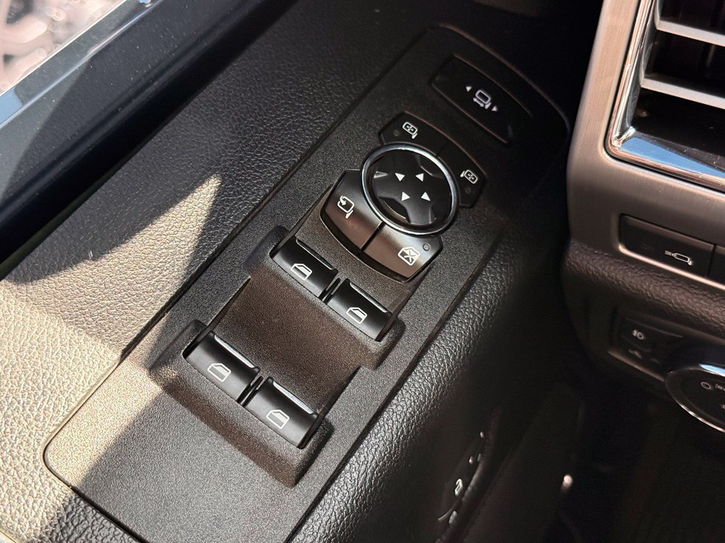 Used 2017 Ford F250 Platinum AWD/4WD image 28