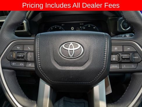 Used 2026 Toyota 4Runner Limited AWD/4WD image 21