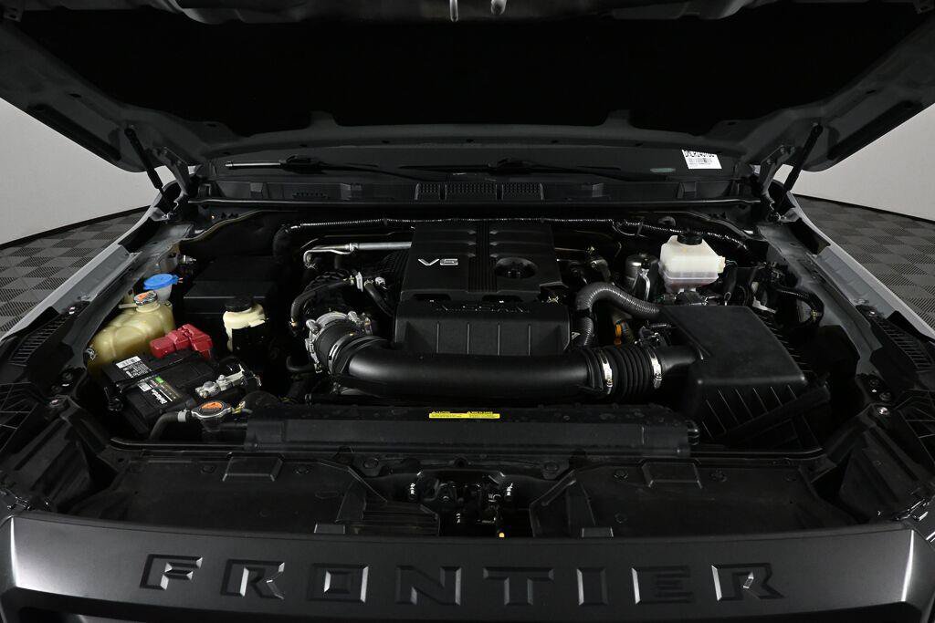 Used 2022 Nissan Frontier Pro-X RWD image 29