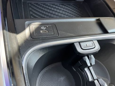 Certified 2026 Mercedes-Benz GLB 250 4MATIC image 24