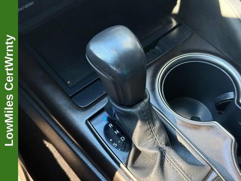 Used 2022 Toyota Camry SE w/ Carpet Mat Package (TMS) FWD image 24