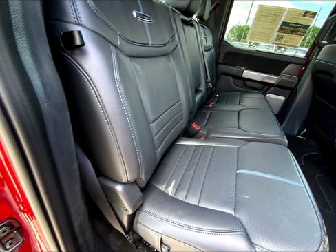 Used 2025 Ford F150 Platinum image 35