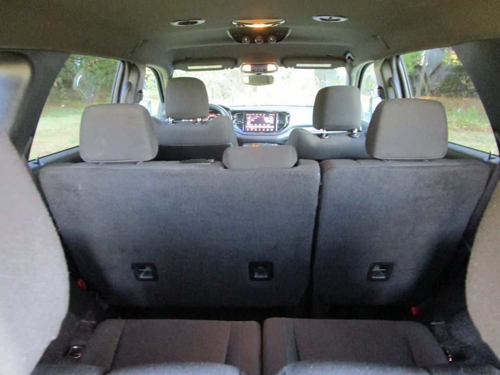 Used 2025 Dodge Durango GT AWD/4WD image 16
