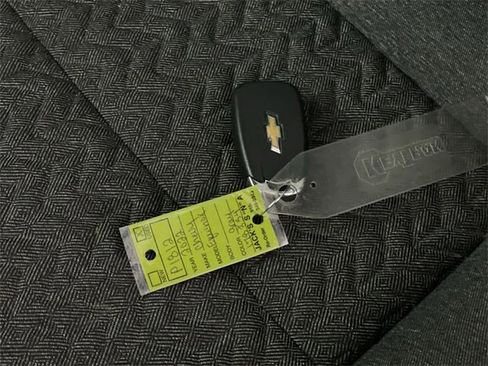 Used 2022 Chevrolet Equinox LT image 40