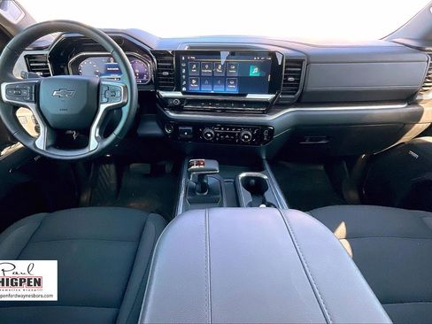Used 2025 Chevrolet Silverado 1500 RST image 15