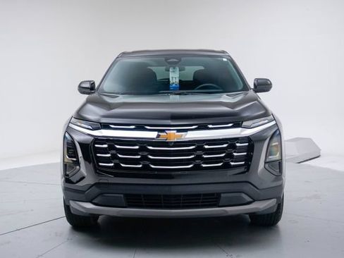 Used 2026 Chevrolet Equinox LT AWD/4WD image 11
