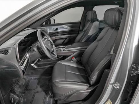 Used 2024 Cadillac Lyriq Tech RWD image 14