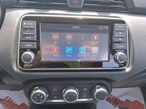 Used 2025 Nissan Versa S w/ S Plus Package FWD image 17