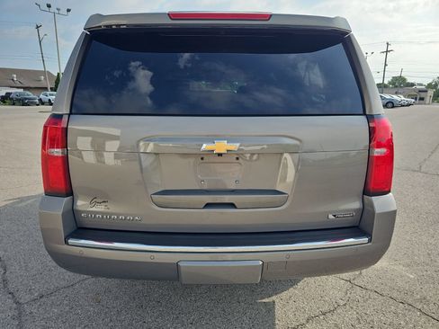 Used 2017 Chevrolet Suburban Premier AWD/4WD image 7