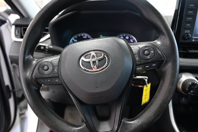 Used 2022 Toyota RAV4 LE AWD/4WD image 23