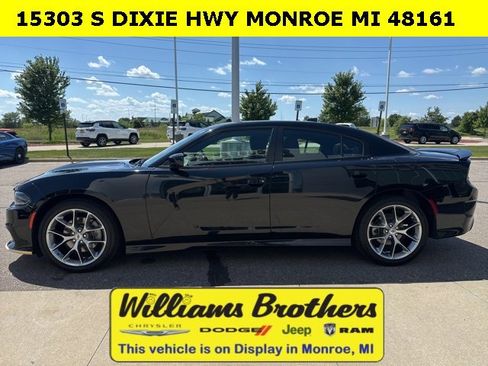 Certified 2023 Dodge Charger GT image 2