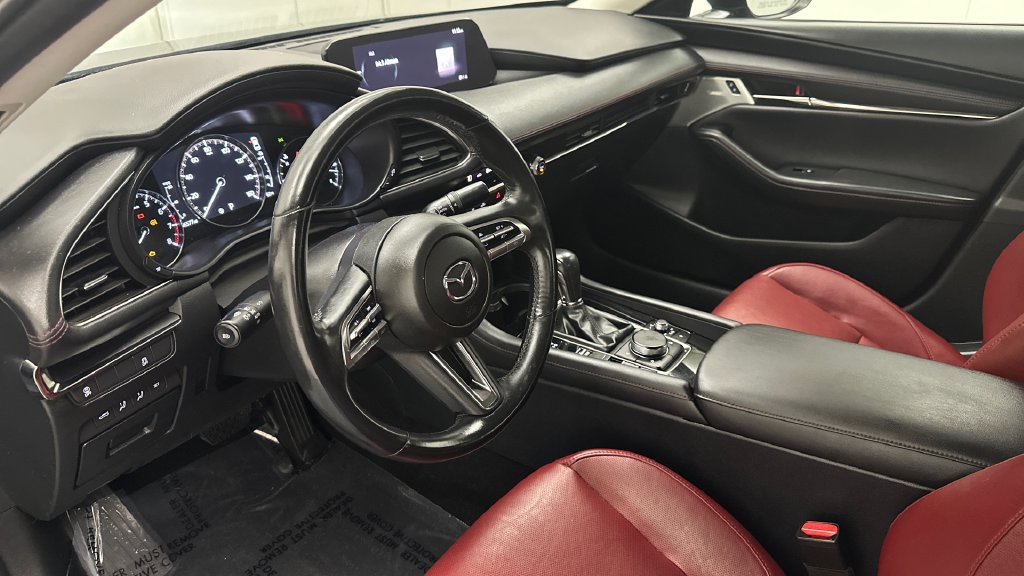 Used 2023 MAZDA MAZDA3 s FWD image 25