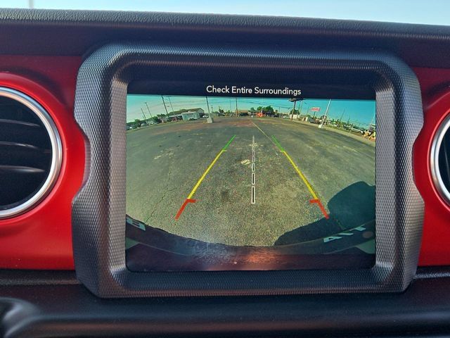 Used 2019 Jeep Wrangler Unlimited Rubicon AWD/4WD image 17