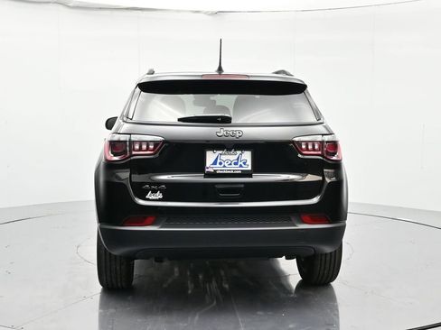 New 2026 Jeep Compass Latitude image 7