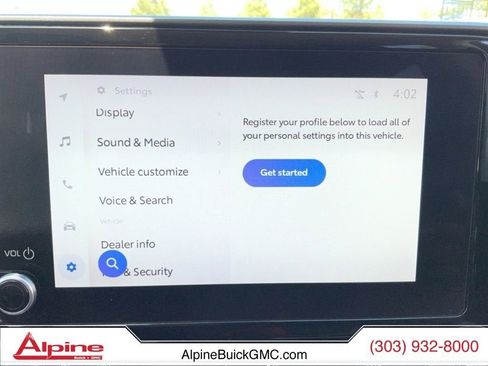 Used 2024 Toyota Highlander LE AWD/4WD image 17