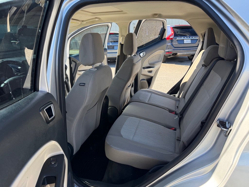 Used 2018 Ford EcoSport SE FWD image 24