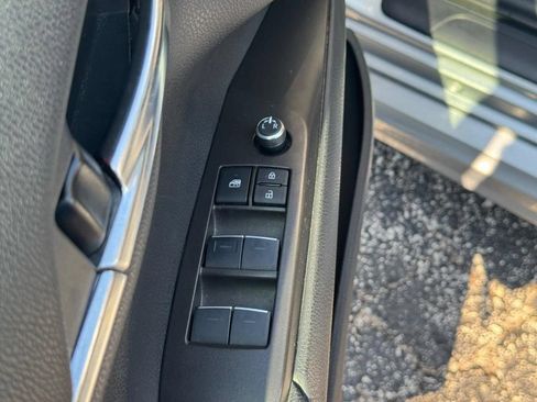 Used 2024 Toyota Camry XSE FWD image 21