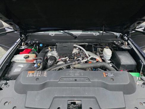 Used 2011 Chevrolet Silverado 3500 LTZ image 66
