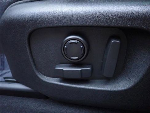 Used 2020 Land Rover Range Rover Velar R-Dynamic S image 14