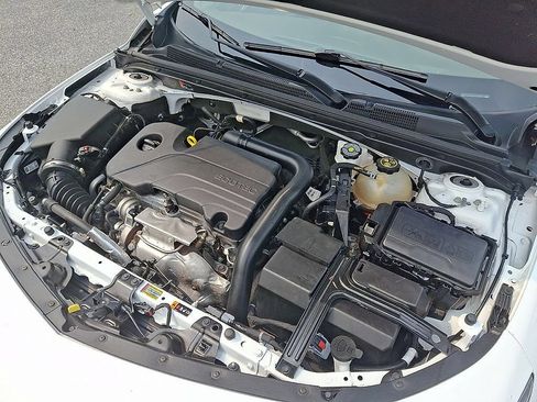 Used 2023 Chevrolet Malibu LT FWD image 28