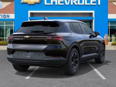 New 2026 Chevrolet Equinox EV LT image 4