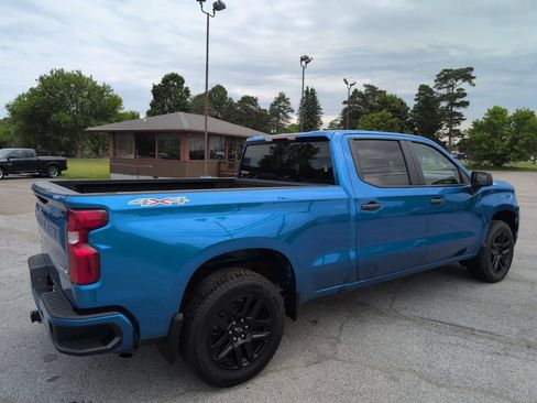 Used 2024 Chevrolet Silverado 1500 Custom AWD/4WD image 4
