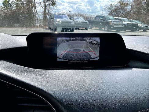 Used 2023 MAZDA MAZDA3 s image 24