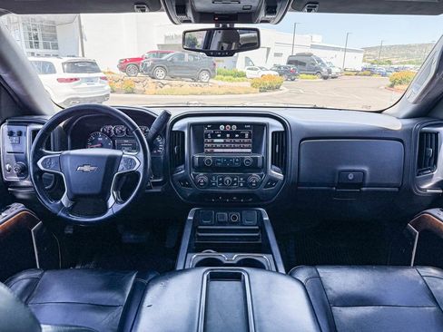 Used 2015 Chevrolet Silverado 1500 LTZ RWD image 12
