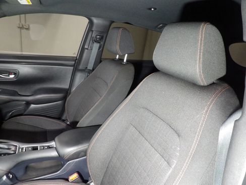 Used 2023 Honda HR-V Sport image 9